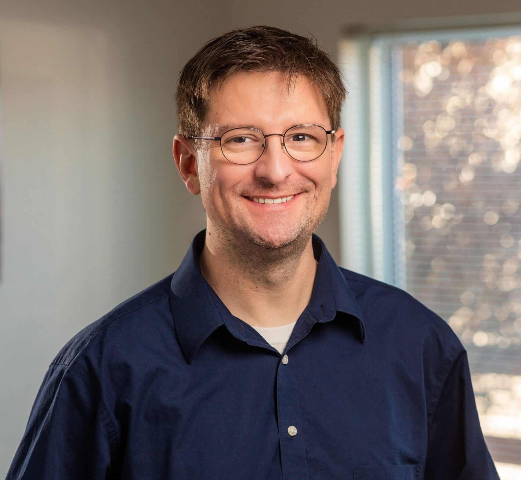 Headshot of Cliff Woodward
