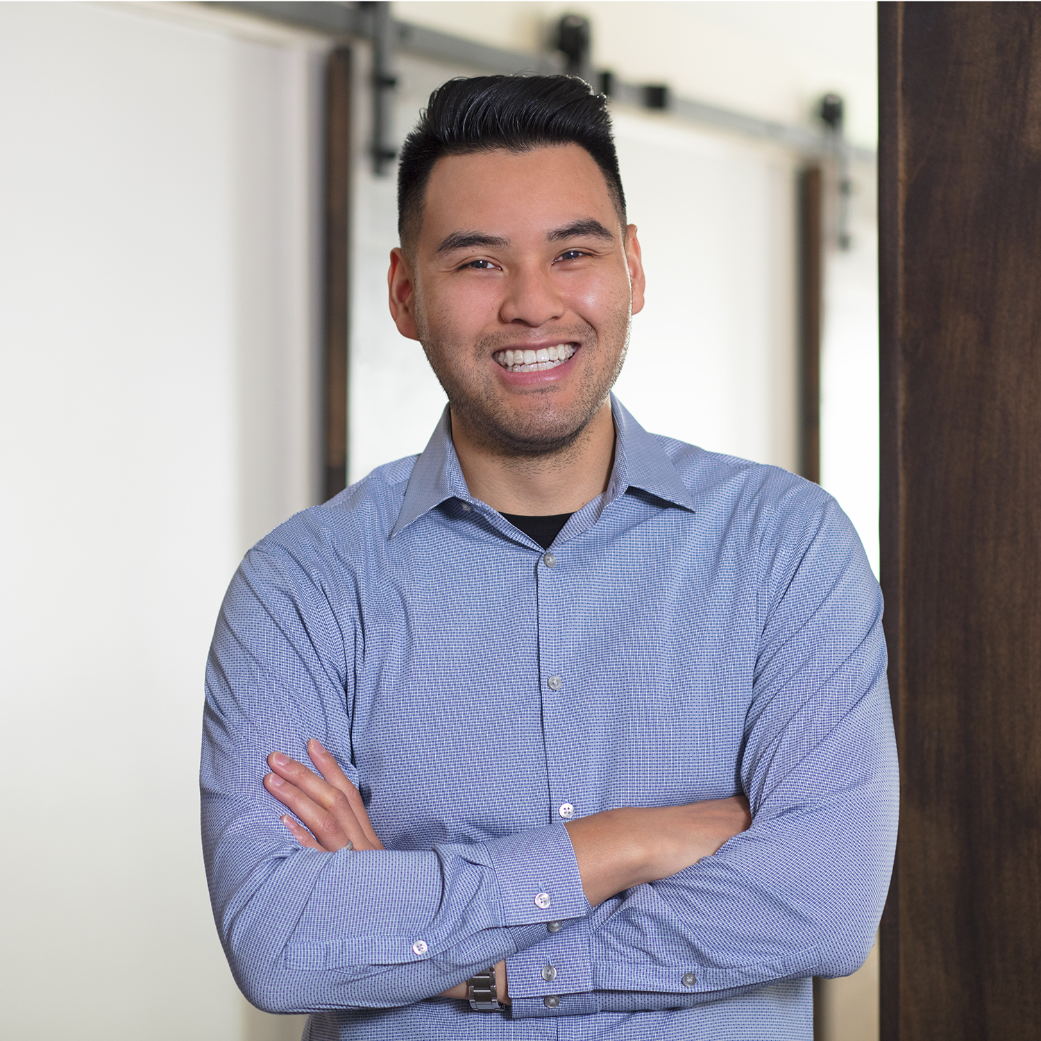 Headshot of Maurice Shim