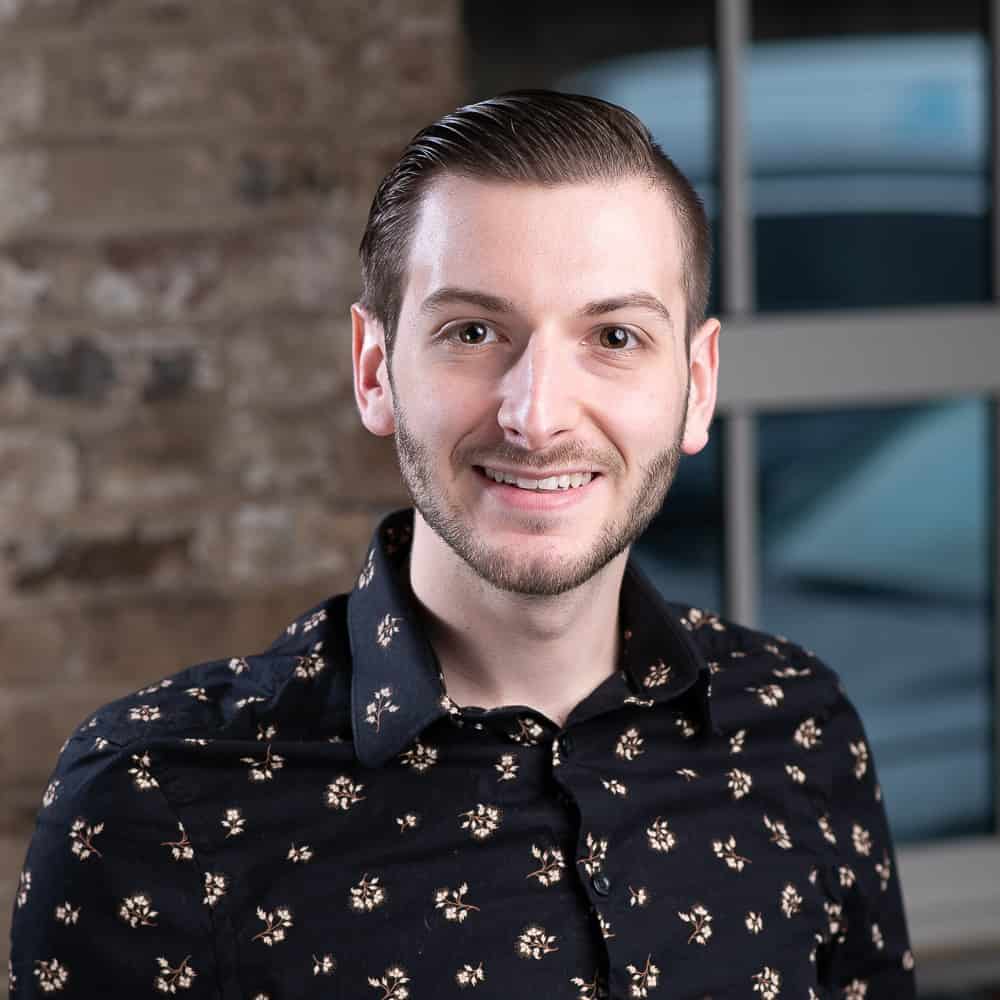 Headshot of Stephen Roth